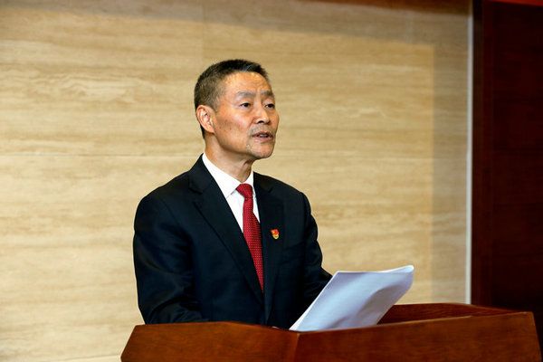 J9旗舰厅集团一届一次全委会选举出新一届辅导集体 斯泽夫当选J9旗舰厅党委书记